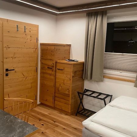 Pension Und Apartment Edelweiss Heiligenblut Luaran gambar