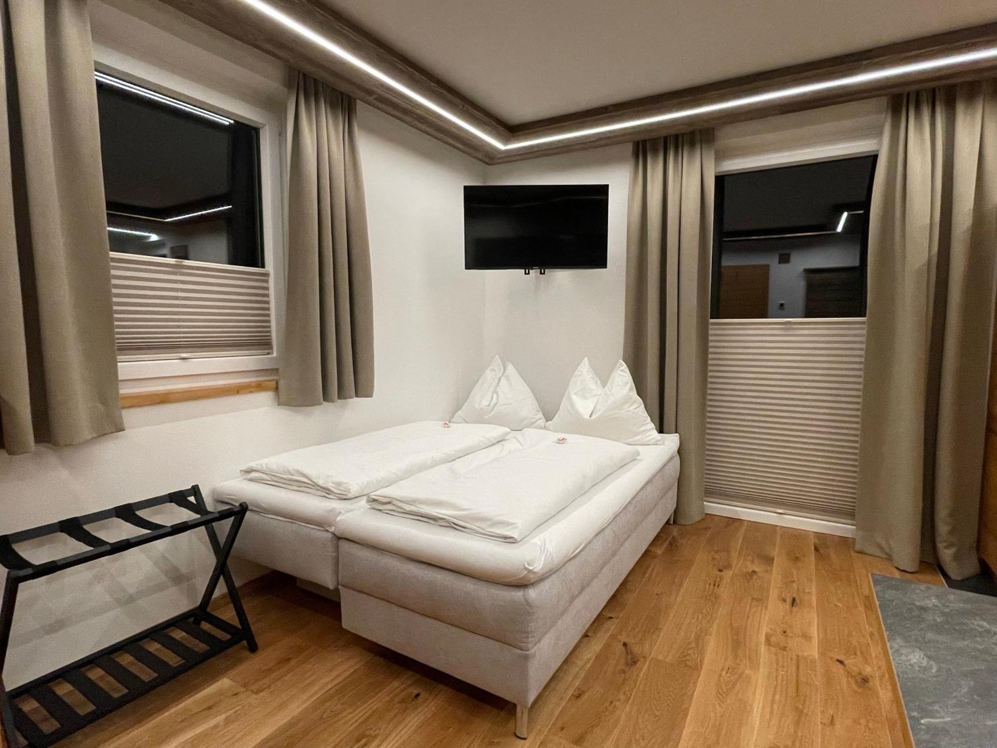Pension Und Apartment Edelweiss Heiligenblut Luaran gambar