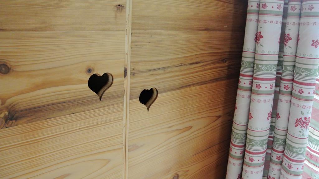 Pension Und Apartment Edelweiss Heiligenblut Luaran gambar