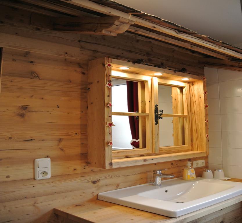 Pension Und Apartment Edelweiss Heiligenblut Luaran gambar