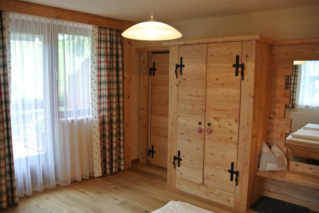 Pension Und Apartment Edelweiss Heiligenblut Luaran gambar